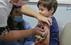 Pemerintah Targetkan Vaksinasi Anak Usia 6-11 Tahun Selesai Pada Kuartal Pertama Tahun 2022