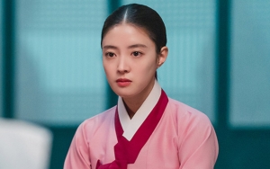 Tunjukkan Perasaan Wanita dengan Baik, Adegan Lee Se Young di 'The Red Sleeve' Ini Jadi Perbincangan