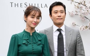 Asyiknya Kebersamaan Lee Byung Hun dan Lee Min Jung Liburan Bareng Sang Anak di Pulau Jeju