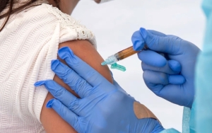 Kejar Vaksinasi Anak Demi PTM, Menko PMK Minta Riwayat Kesehatan Dicek Detail