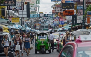 Kasus COVID-19 Naik, Thailand Tunda Rencana Pembebasan Karantina dan Terapkan Pembatasan Baru
