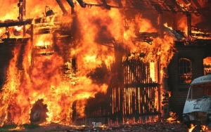 Ledakan Dahsyat Hancurkan Rumah di Pandeglang Hingga Tewaskan Penghuni, Diduga Akibat Gas LPG