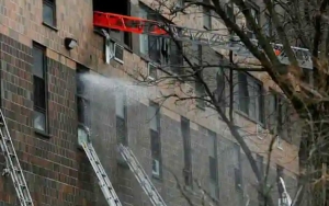 Kebakaran Apartemen di New York Tewaskan 19 Orang Termasuk Anak-Anak