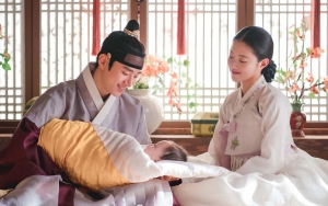 Kelewat Kocak, Begini Reaksi Junho Cs Saat Dengar Kehamilan Lee Se Young di Lokasi 'The Red Sleeve'