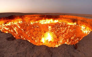 Jadi Destinasi Wisata Populer, Presiden Turkmenistan Ingin Tutup Gerbang Neraka