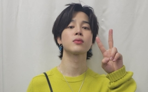 Jimin BTS Pamer Foto Unik Diambil Mode Potret Terbalik Dinilai Mirip Patung Ikonik Ini