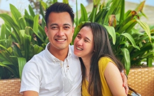 Belum Lama Diucap Kini Terwujud, Eza Gionino Girang Pamer Test Pack Umumkan Istri Hamil Anak Ketiga