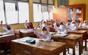  Pemprov DKI Tetap Lanjutkan PTM 100 Persen Sambil Tunggu Kebijakan Kemendikbud