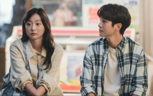 Choi Woo Shik Dorong Kim Da Mi ke Dinding, Pemirsa Berharap 'Our Beloved Summer' Makin Romantis
