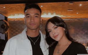 Resmi Putus, 7 Potret Kebersamaan Fadly Faisal Dan Sarah Louise Ini Tinggal Memori