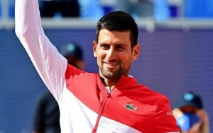 Menang Banding Pembatalan Visa, Novak Djokovic Dijadikan Pahlawan Kelompok Anti Vaksin Australia