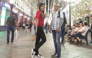 Dianggap Keluarga Tak Mampu, Via Vallen Dihujat Saat Panggil Ayahnya Papa