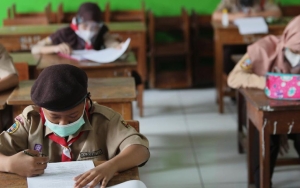 PTM di Belasan Sekolah DKI Jakarta Dihentikan Imbas Guru Hingga Murid Terpapar COVID-19