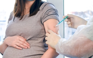 Ibu Hamil Boleh Terima Booster Vaksin COVID-19, Berikut Syaratnya