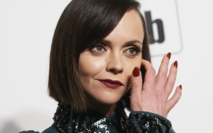 Christina Ricci Akui Berusaha Keras Ubah Dirinya Agar Sesuai Standar Aktris Hollywood