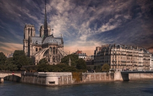 Segera Rilis, Ubisoft Kembangkan VR Escape Game Tentang Insiden Kebakaran Notre-Dame