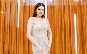 Terima Tantangan, Celine Evangelista Pamer Foto Selfie Tanpa Filter