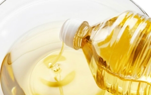 Ritel Serentak Jual Minyak Goreng Rp14 Ribu Per Liter Mulai Hari Ini, Pasar Tradisional Kapan?