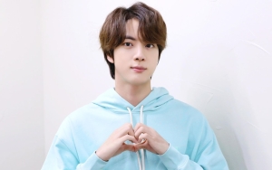 Newbie di Instagram, Jin BTS Sambat Gara-Gara Fitur Tak Diinginkan Ini