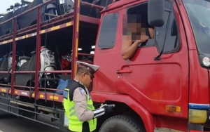 Polisi Kantongi Identitas Sopir Truk Kecelakaan Balikpapan, Cuma Ingat Tabrak 1 Motor