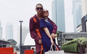 Sempat Dikira Putus, Agnez Mo Tertawa Lepas di Video Bareng Adam Rosyadi Bikin Baper