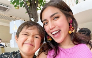 Reaksi Jessica Iskandar Saat El Barack Sangka Dirinya Anak Adopsi