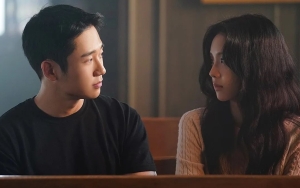 Jung Hae In Bolak-Balik Pegang Pipi Jisoo BLACKPINK di Lokasi 'Snowdrop' Bikin Gemas