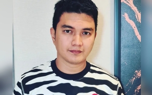 Beredar Potret Aldi Taher Pakai Busana Pengantin Diduga Poligami