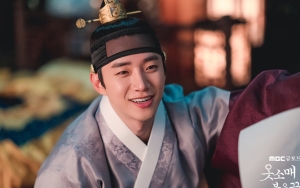 Reporter Ini Ungkap Sifat Asli Junho 2PM Saat Hadiri Wawancara 'The Red Sleeve'