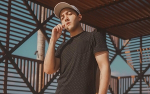 Aron Ashab Angkat Bicara Gara-gara Ayah dan Kakak Diseret 'Drama' Keluarga Vanessa Angel
