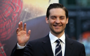 Tobey Maguire Ungkap Perasaan Haru Kembali ke 'No Way Home' Bareng 2 Spider-Man Lainnya
