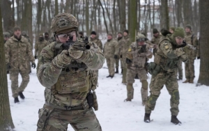 Kehidupan Para Pemuda Ukraina yang 'Terjebak' dalam Ancaman Invasi dari Rusia