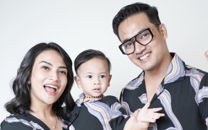 Gala Kepergok Sendirian di Kamar Pandangi Foto Vanessa Angel-Bibi Ardiansyah, Bikin Nyesek
