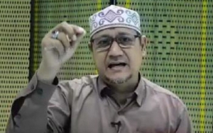 Warga Kalimantan Tuntut Sanksi Hukum Adat, Edy Mulyadi Berani Tapi Harus Ada Jaminan