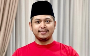 Tretan Muslim Ngeluh Medsos Penuh dengan Wajah Fuji dan Chandrika Chika, Netter Sependapat