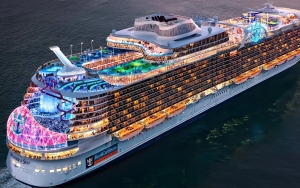 Anggota Kru Dinyatakan Positif COVID-19, Royal Caribbean Batalkan Pelayaran Saat Libur Imlek 2022