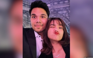 Thariq Halilintar Ketar-Ketir Saat Fuji Pegang Kamera dan Lensa Miliknya