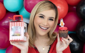 Ayu Ting Ting Mendadak Curhat Sedih Soal Jimin BTS, Reaksi Penyanyi Ini Malah Bikin Iri