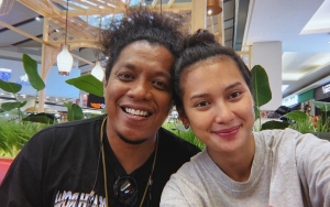 Akui Cemburu Lihat Indah Permatasari Beradegan Mesra di Film, Arie Kriting Lakukan Ini
