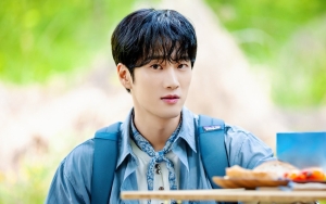 Ahn Bo Hyun Cicip Sambal Terasi, Auto Bilang Favoritnya