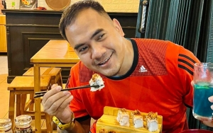 Saipul Jamil Wujudkan Nazar Usai Bebas dari Penjara, 'Nekat' Umrah Saat Pandemi