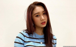 Denise Bikin Geger Usai Aktifkan IG dan Unfollow Secret Number, Begini 8 Potretnya