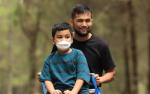 Teuku Wisnu Bagikan Cara Belajar Adam Anaknya Yang Out Of The Box, Bikin Geleng Kepala