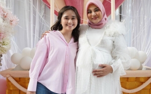 Gritte Agatha Pamer Momen Ngenes Saat Hadiri Acara Baby Shower Aurel Hermansyah, Relate Banget?