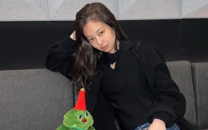 Pamer Pinggang Semut, Potret Jennie BLACKPINK Rebahan di Kasur Ternyata Berdampak Besar