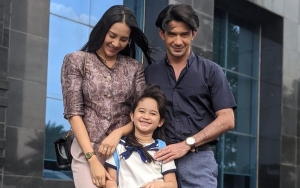 Reza Rahadian 'Nyinyiri' Artis Bisa Main Film Karena Followers, Sindir Anya Geraldine?