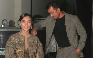 Atiqah Hasiholan Tuntut Klarifikasi Pihak TV Soal Salah Pemberitaan, Rio Dewanto Ikut Bersuara