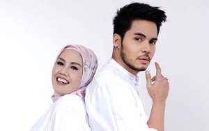 Heboh Video Ely Sugigi 'Dipermalukan' Suami Brondong, Imbas Kritik Fuji Star Syndrom?