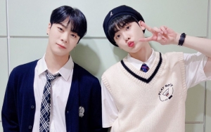 Tunjukkan Pesona Baru, Moonbin dan Sanha ASTRO Jadi Guide Gunung Bukhan