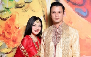 Momen Langka Titi Kamal Bareng Mertua Bule, Paras Cantik dan Gaya Berbusana Curi Perhatian